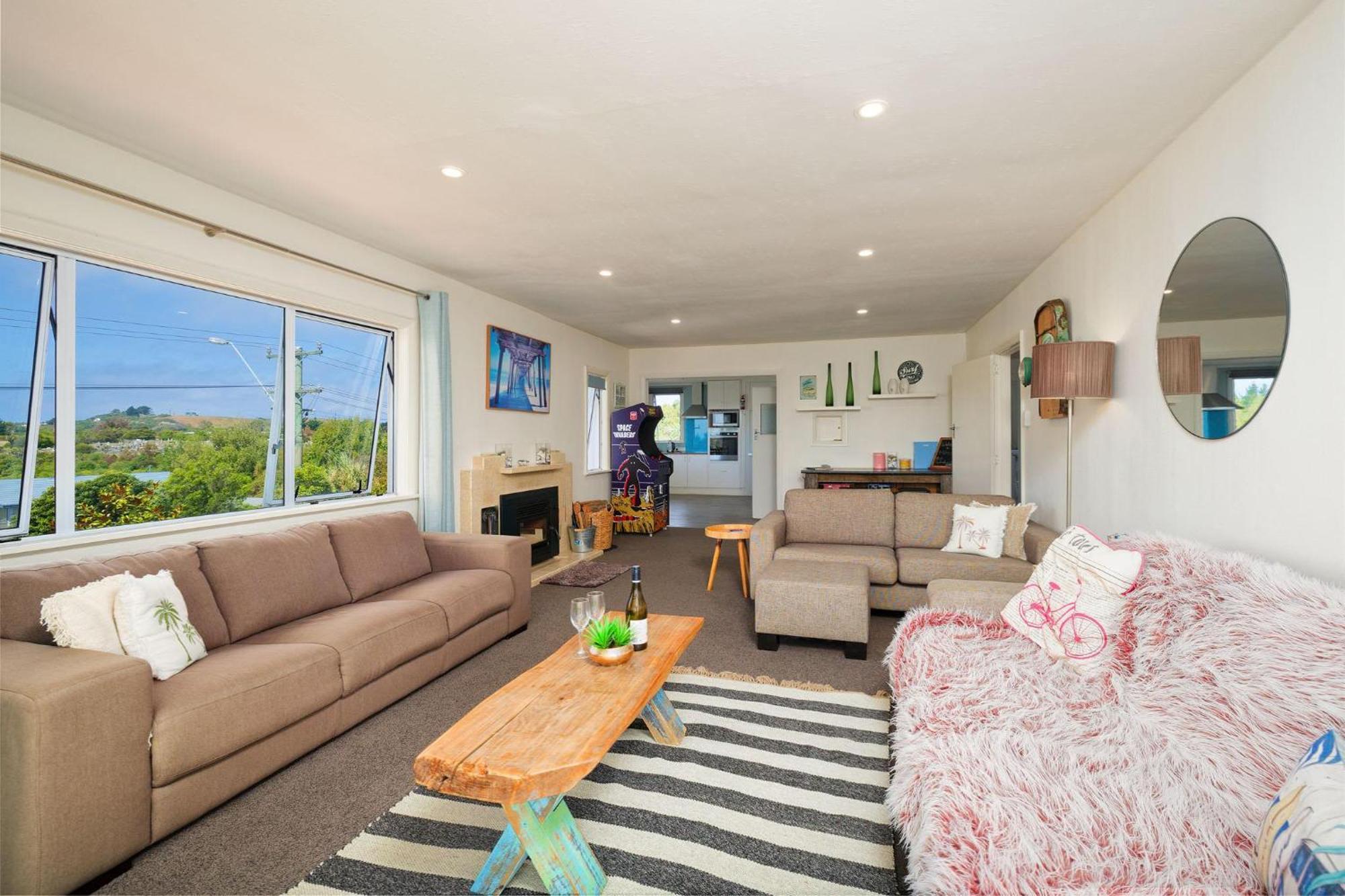 Five Palms Villa Kaikoura Exterior photo